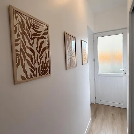 Casa vacanze 4 Personnes Proche De La Gare Petit Court Privée